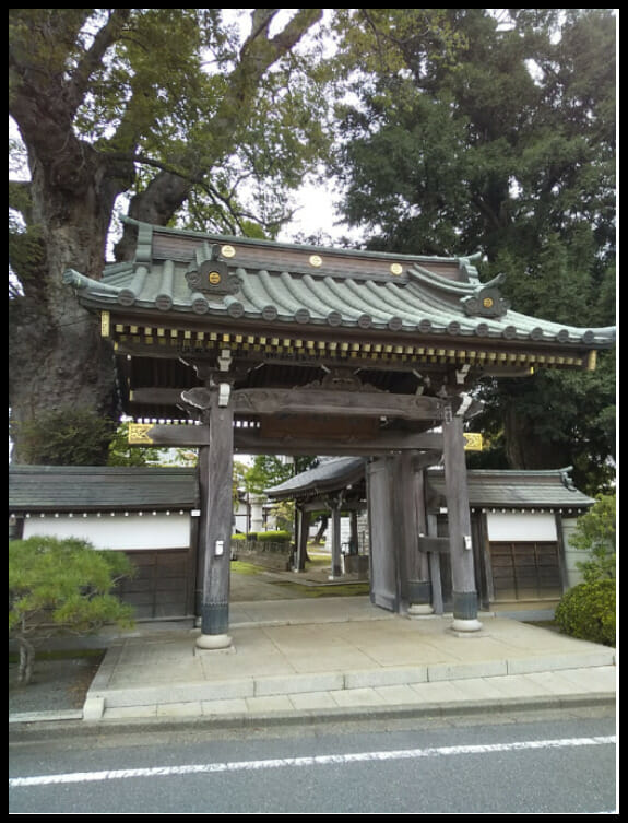 志村けんお墓どこ梅岩寺