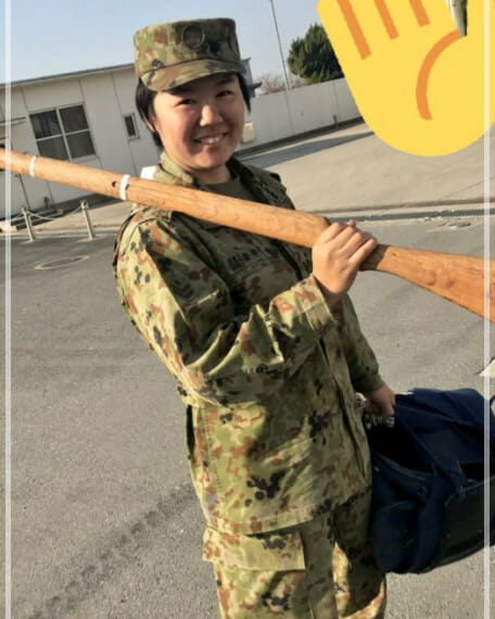 芸人やす子の体重と自衛隊時代