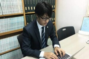 こたけ正義感の大学と年収